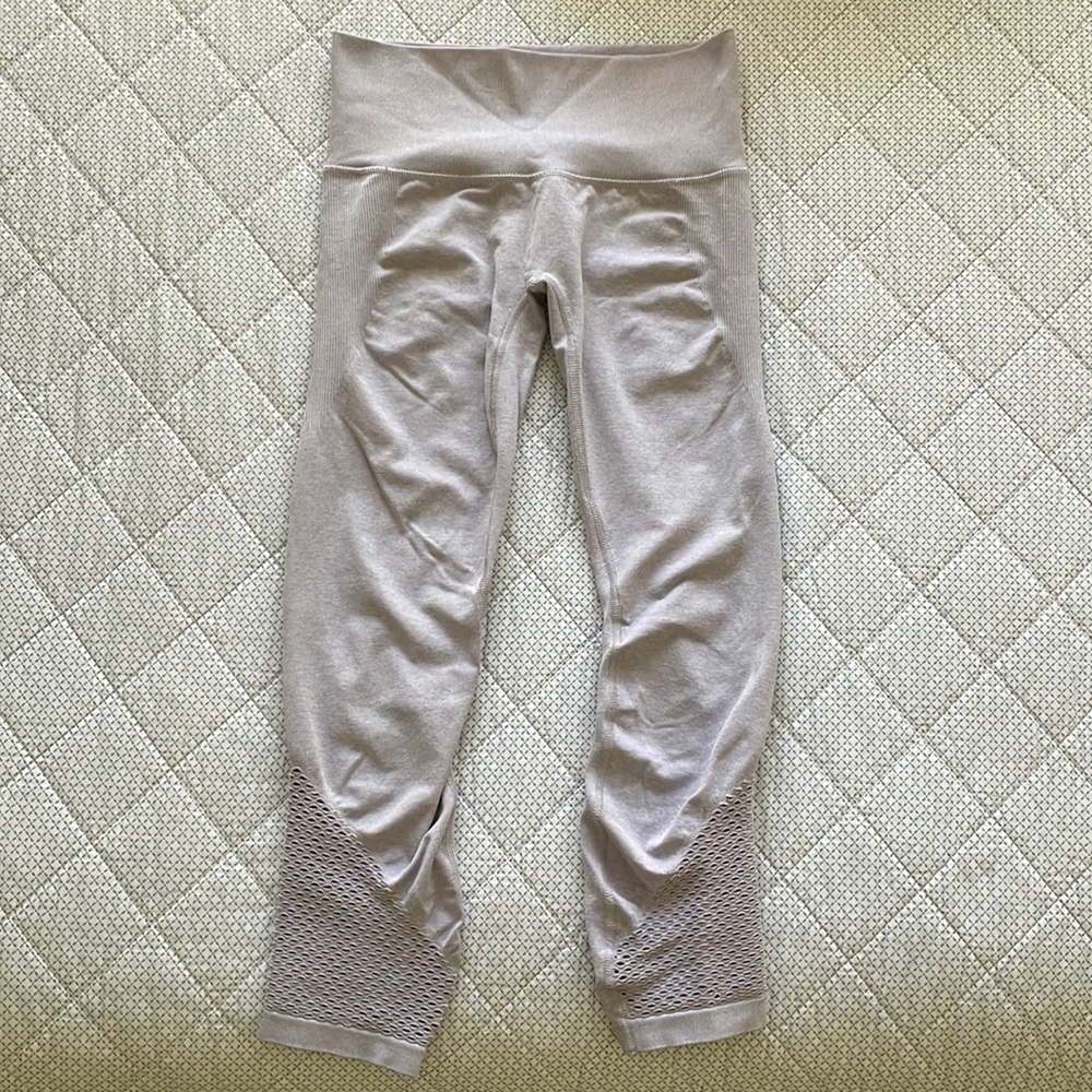 Old Navy Active Leggings (Lilac) Size Small